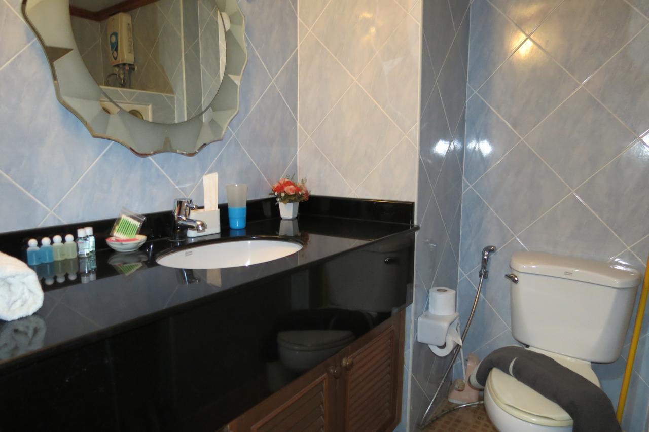 View Talay 2 Suite Apartments Джомтьен Экстерьер фото